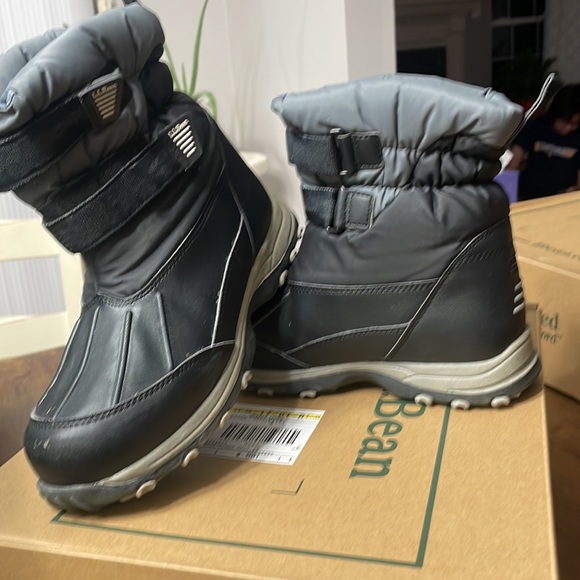 LLBean kids snow boots size 5 black - Picture 4 of 5